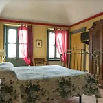 Gasthuis L'ombra Della Collina 3*