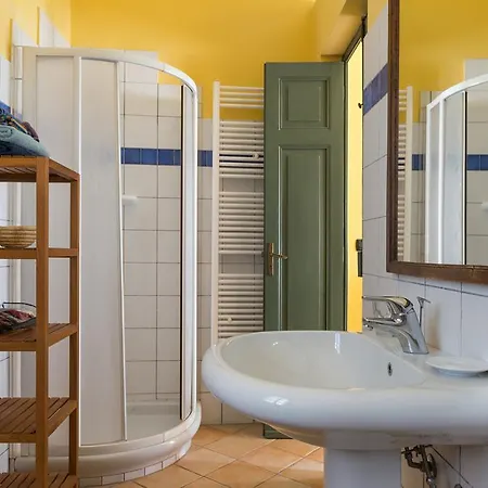 L'ombra Della Collina Casa de hóspedes Bra